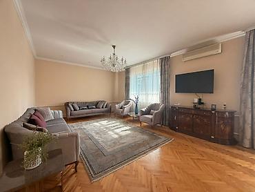 Продажа коттеджей и домов: Продаётся участок 4,5 сотки с частным домом 173 м² в тихом переулке — 1