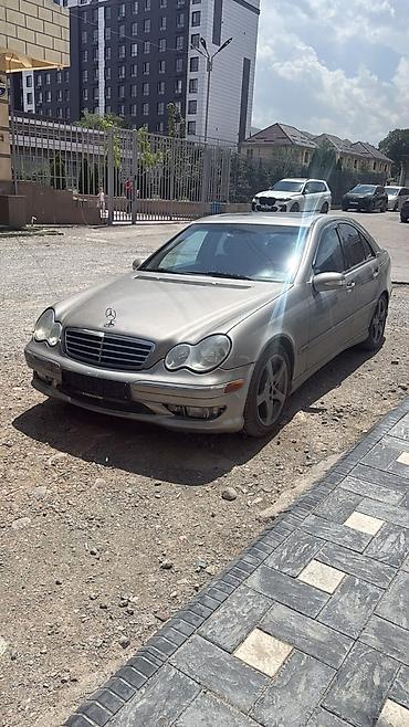 Mercedes-Benz C-Class: 2004 г., 1.8 л, Автомат, Бензин, Седан