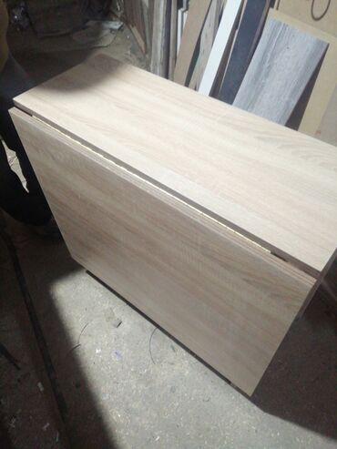 Masalar: Mətbəx masası, Yeni, Kəpənək, Metal, Kvadrat masa — 12