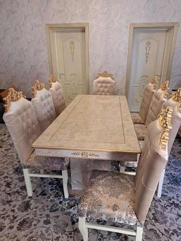 Masalar və oturacaqlar: Yeni, Oval masa, 6 stul, Açılmayan masa, Qonaq otağı üçün