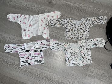 Uşaqlar üçün digər geyimlər: Qiz uwaqi ucun paltarlar satilir 0-5 aya qeder 80 azn. Продаются вещи — 12