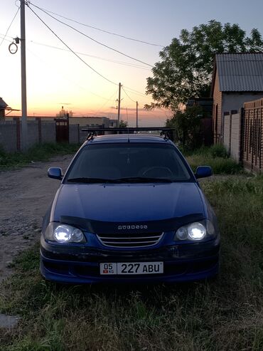 тойота автомобиль: Toyota Avensis: 2000 г., 2 л, Механика, Бензин, Хэтчбэк