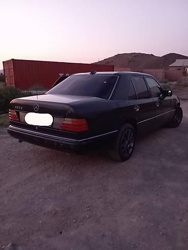220000: Mercedes-Benz W124: 1992 г., 2.3 л, Механика, Газ, Седан — 5