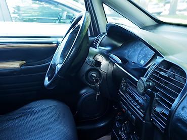 ion машина: Opel Zafira: 2002 г., 1.6 л, Механика, Бензин, Минивэн — 8