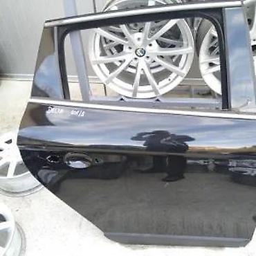 bonatti zamena: Lancia delta zadnja desna vrata kod boje 601 /B. Lancia delta zadnja — 1