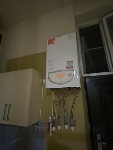 ev: Kirayə verilir 1 otaq 1 hamam,tualet Kombi,daimi su,qaz işıq,internet — 10