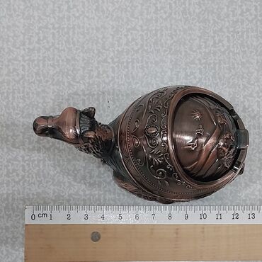 Külqabılar: Külqabı satılır. Qiyməti 25 manatdır. Təzədir. Çox az çeşidlidir — 9