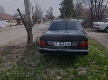 выкуп машын: Mercedes-Benz W124: 1988 г., 2.3 л, Механика, Бензин, Седан