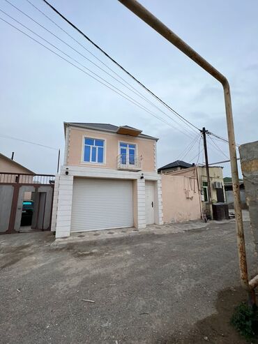 ev satilir 10000 azn v Azərbaycan | EVLƏRIN SATIŞI: 138 kv. m, 4 otaqlı, Kombi, Kürsülü