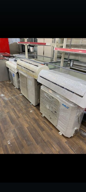 Soyuducular: 2 qapılı Indesit Soyuducu Satılır