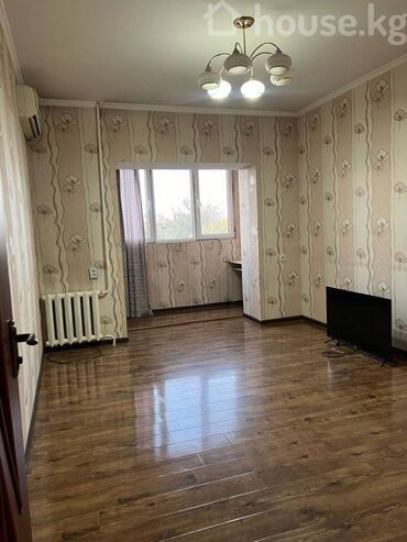 квартира керек ош базар жактан: 2 бөлмө, 50 кв. м, Жеке план, 3 кабат, Евроремонт
