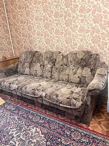 Прямой диван, Б/у