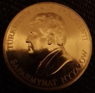 Sikkələr: Sovet dövrünə aid sikkələr dəsti Tərkib: - 20 kopek, SSRİ – 1935-ci — 25