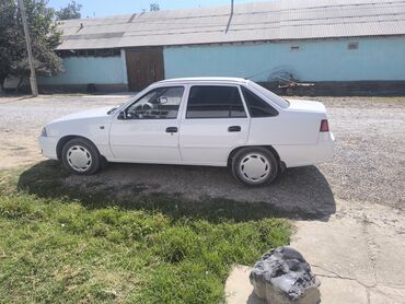 Daewoo: Daewoo Nexia: 2010 г., 1.5 л, Механика, Бензин, Седан