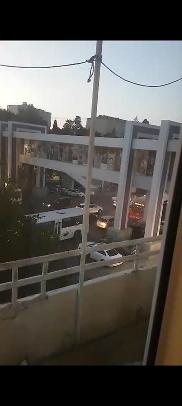Uzunmüddətli kirayə mənzillər: Binəqədide pasiyolka kirovda dûz keçidin yanında 5/3 mertebesinde 2 — 4