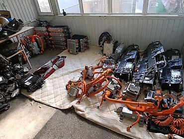 мониторы экономные: Mercedes Benz Hyundai kia lexus Toyota BMW есть генератор стартер — 1