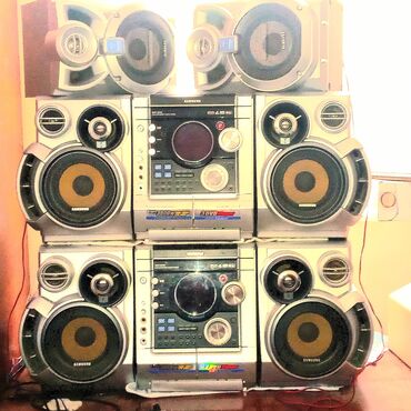 Musiqi mərkəzləri: Güclü Səs Akustikası +Bass 2 Basovik + 2 Səs Kalonkaları BEKAR
