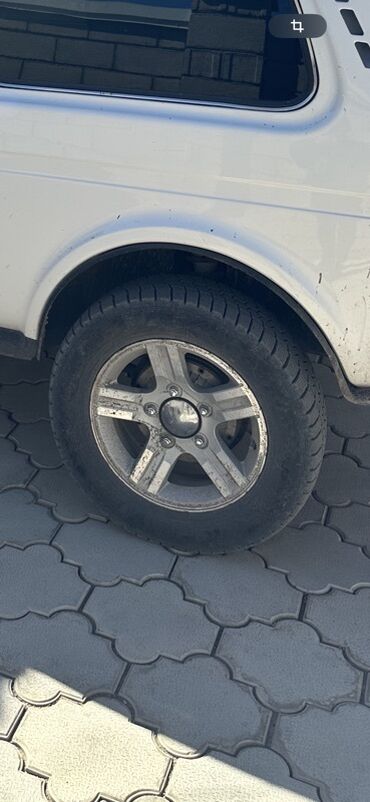 железный диска: Дөңгөлөктөр монтажда R 16