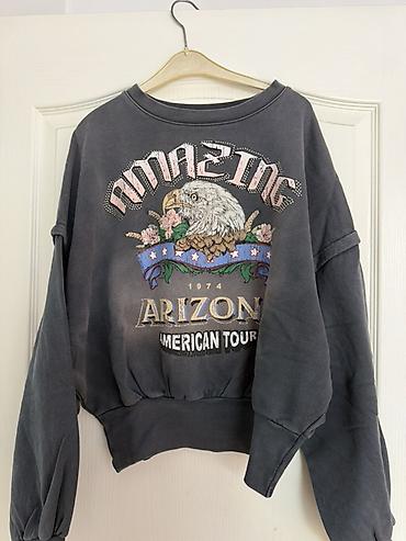 ps bluza: Bershka dukserica – model sa printom “AMAZING ARIZONA 1974 AMERICAN — 1