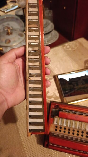 Akkordeonlar: Akustik Akkordeon, İşlənmiş, Ünvandan götürmə — 3