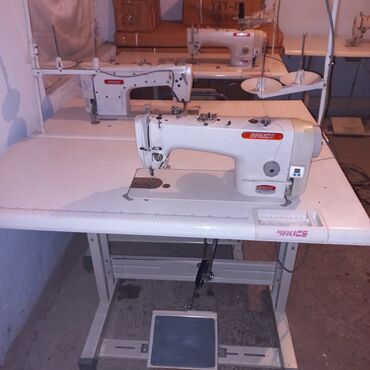 стол для швейной машины бу: Швейная машина Китай, Оверлок, Полуавтомат