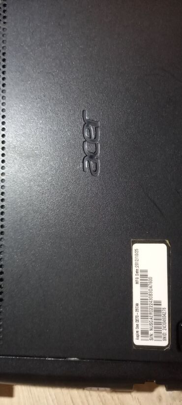 Monitorlar: Acer Aspire One D270-26Ckk netbuku Xüsusiyyətlər: - Model: Aspire One