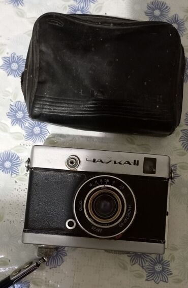 Фото и видеокамеры: Продам Чайка-2» советский шкальный полуформатный фотоаппарат. Вторая