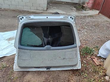 грация: Крышка багажника Toyota, 1998 г., Б/у, Оригинал — 2