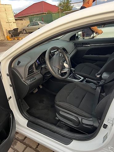 e6 3: Hyundai Elantra: 2019 г., 2 л, Автомат, Бензин, Седан — 3