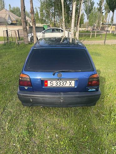 Продажа авто: Volkswagen Golf: 1994 г., 1.6 л, Механика, Бензин — 4