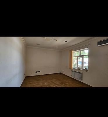 lokbatanda satilan evler: Şirvan şəhərində Apellyasiya məhkəməsinin yanında sahəsi 1000 kvm olan — 7