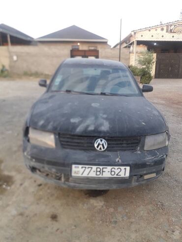 xacmaz masin: Volkswagen Passat: 1.8 l | 1999 il Sedan