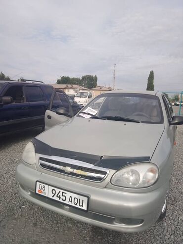 chevrolet monza: Chevrolet Lanos: 2008 г., 1.6 л, Механика, Бензин, Седан