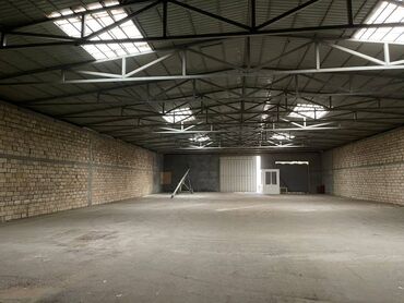 Anbar və emalatxanalar: Anbar Icareye verilir 800kv.m. Kv.m. 5 AZN dir. Qiymeti razolaçmaq — 7