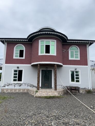 heyet ucun yellencekler: 7 otaqlı, 200 kv. m, Kredit yoxdur, Yeni təmirli