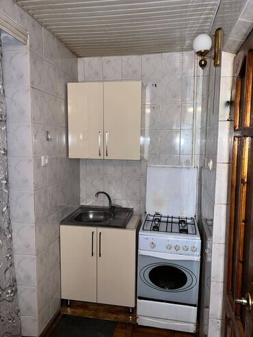 Uzunmüddətli kirayə mənzillər: Qarayev metrosuna 3deq piyada məsafədə,5 mərtəbənin,5-ci -da lalafo.az — 5 Uzunmüddətli kirayə mənzillər: Qarayev metrosuna 3deq piyada məsafədə,5 mərtəbənin,5-ci — 5