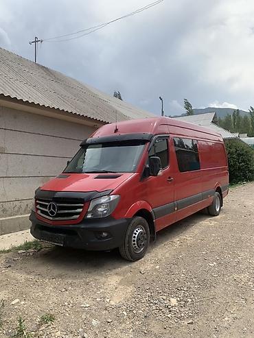 диск рекстон: Mercedes-Benz Sprinter, красный цельнометаллический фургон — 1