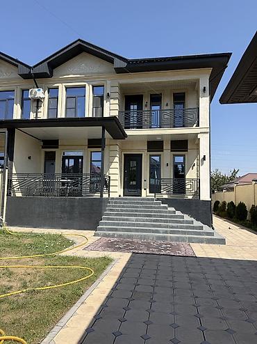 Үйлөр: 6 бөлмө, 242 м², 5 соток, Төмөнкү Ала-Арча, Кыймылсыз мүлк агенттиги — 2