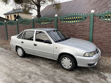 Daewoo: Daewoo Nexia: 2012 г., 1.5 л, Механика, Бензин, Седан