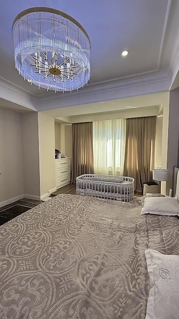 Продажа квартир: 4 комнаты, 180 м², 2 этаж — 14