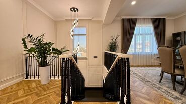 Долгосрочная аренда домов: 330 м², 5 комнат, Забор, огорожен, Балкон застеклен, Евроремонт at lalafo.kg — 4 Долгосрочная аренда домов: 330 м², 5 комнат, Забор, огорожен, Балкон застеклен, Евроремонт — 4