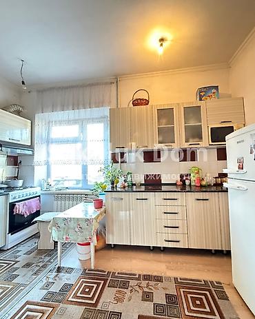 sokuluk: 🏠Продается дом в с. Сокулук 🟡Комнаты: 5 🟡 Участок: 8 соток 🟡 — 6