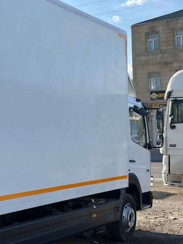 Mercedes-Benz: Mercedes-Benz 230: 4.3 l | 2012 il Sedan — 11