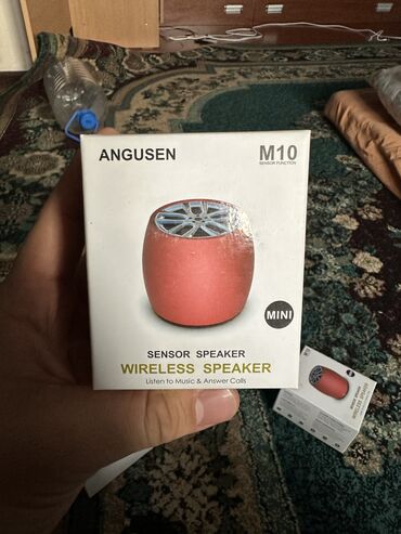 Динамики и колонки: Продается мини колонки Angusen Wireless Speaker M10 mini Колонка