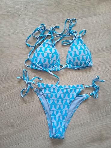 Kupaći kostimi: Dvodijelni kupaći kostim – bikini - Model: trouglasti gornji dio sa — 1
