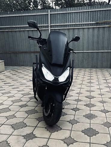 мопед махси: Макси-скутер Honda, 150 куб. см, Бензин, Б/у — 3