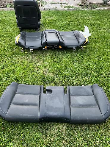 Другие автозапчасти: Продаю запчасти на Lexus es от 2017 года Салон, обшивки, двери 4 шт — 6