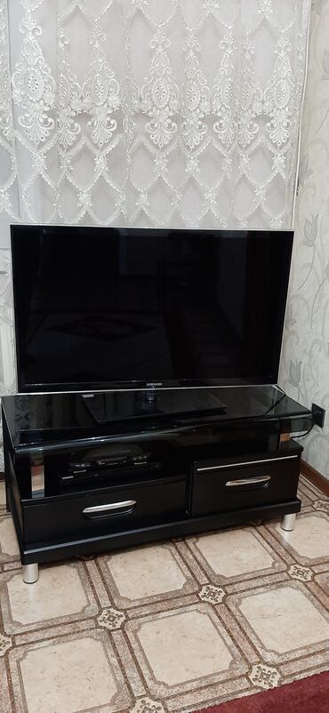 плазма телевизоры: Супер тонкий телевизор SAMSUNG длина-88см, ширина-50см