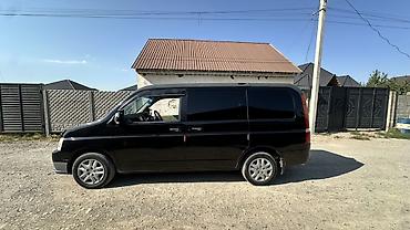 Продажа авто: Honda Stepwgn: 2002 г., 2 л, Минивэн — 3