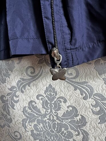 Верхняя одежда: Куртка единорог зимняя 1000 почти новая Куртка-ветровка — 5